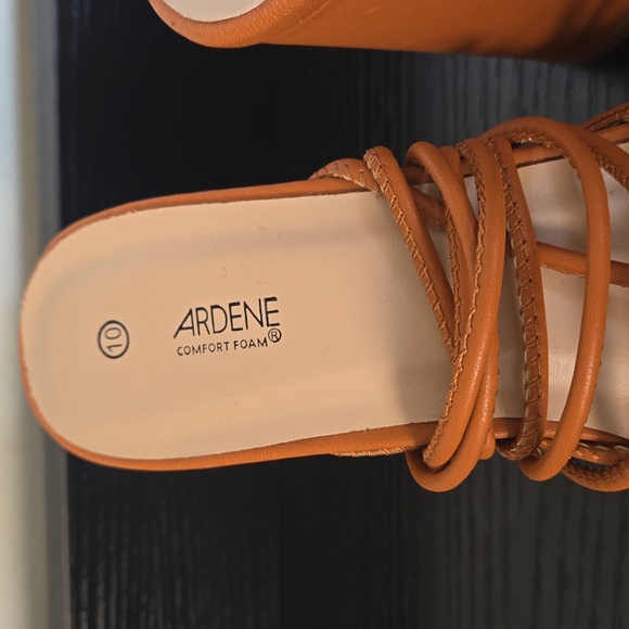 Lace wrap heels - Picture 2 of 6